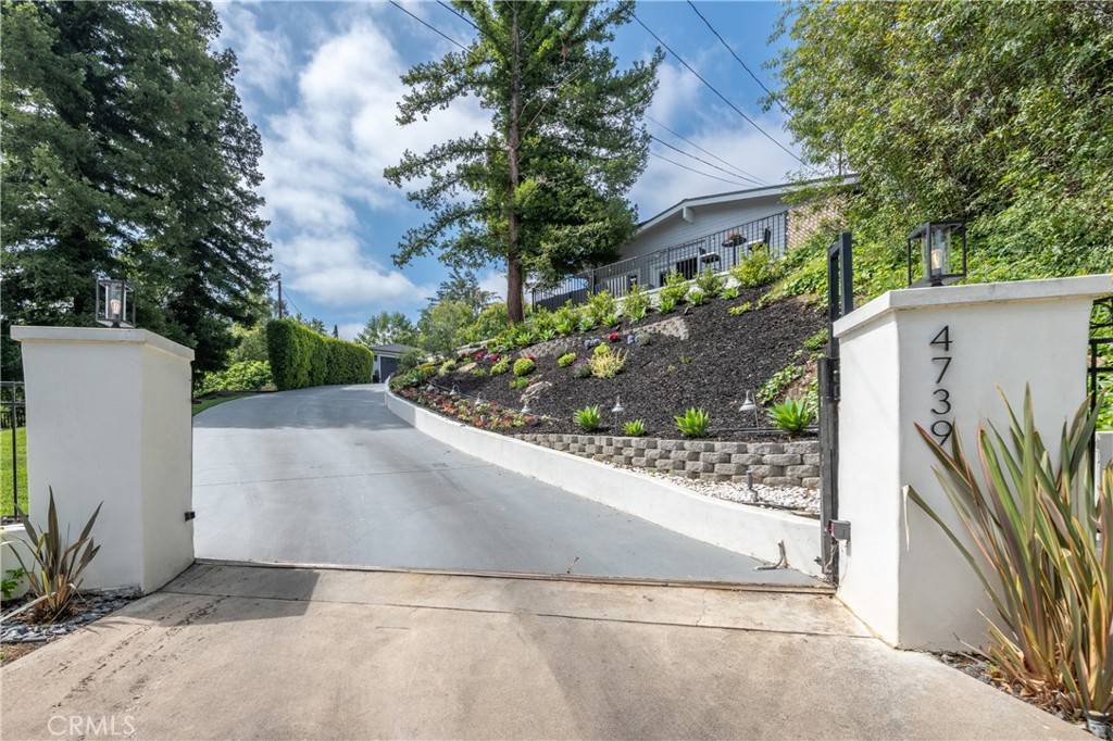 Woodland Hills, CA 91364,4739 Ronmar PL