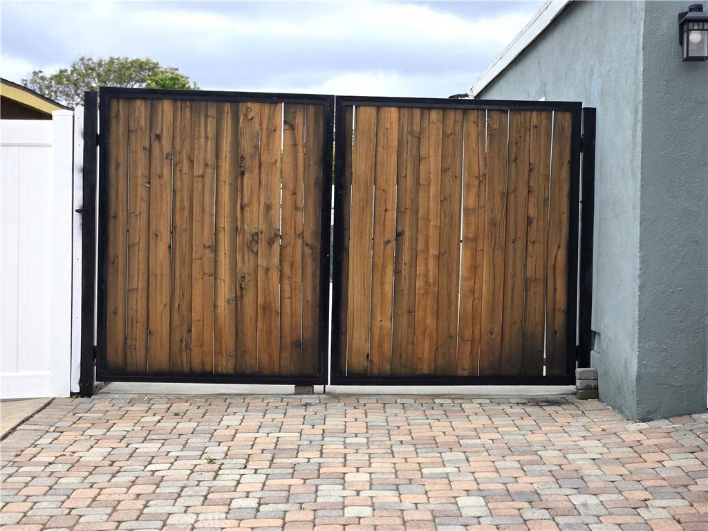 2149 Clover ST Simi Valley, CA 93065