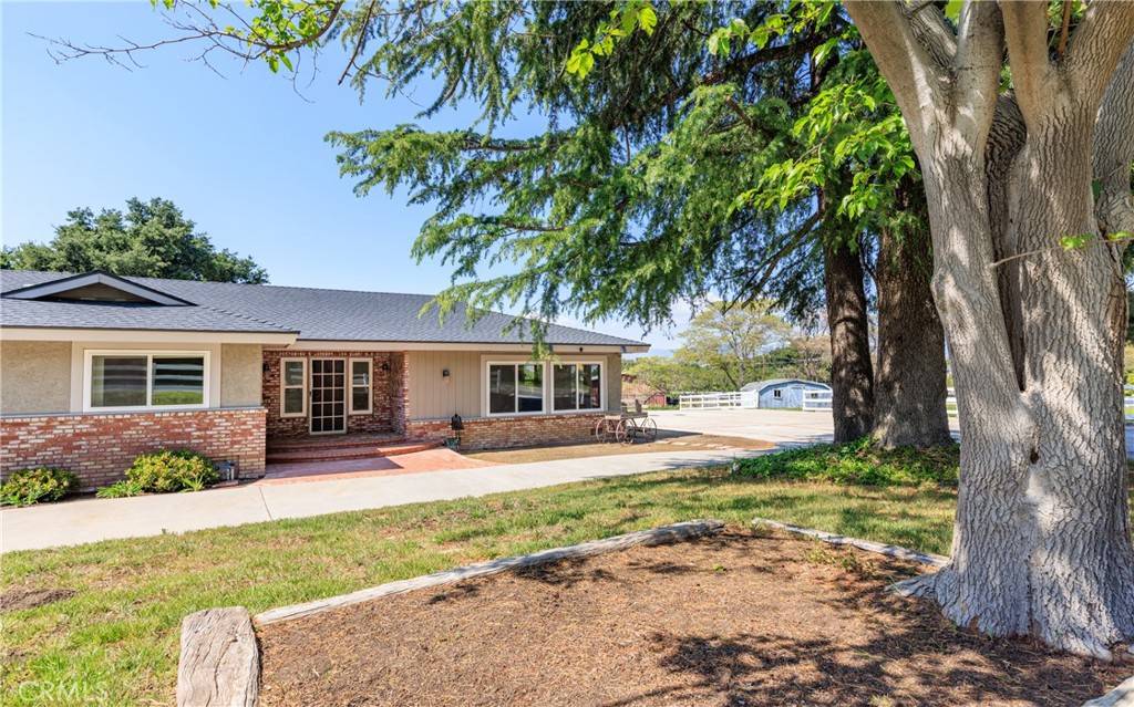 Newhall, CA 91321,16233 Placerita Canyon RD