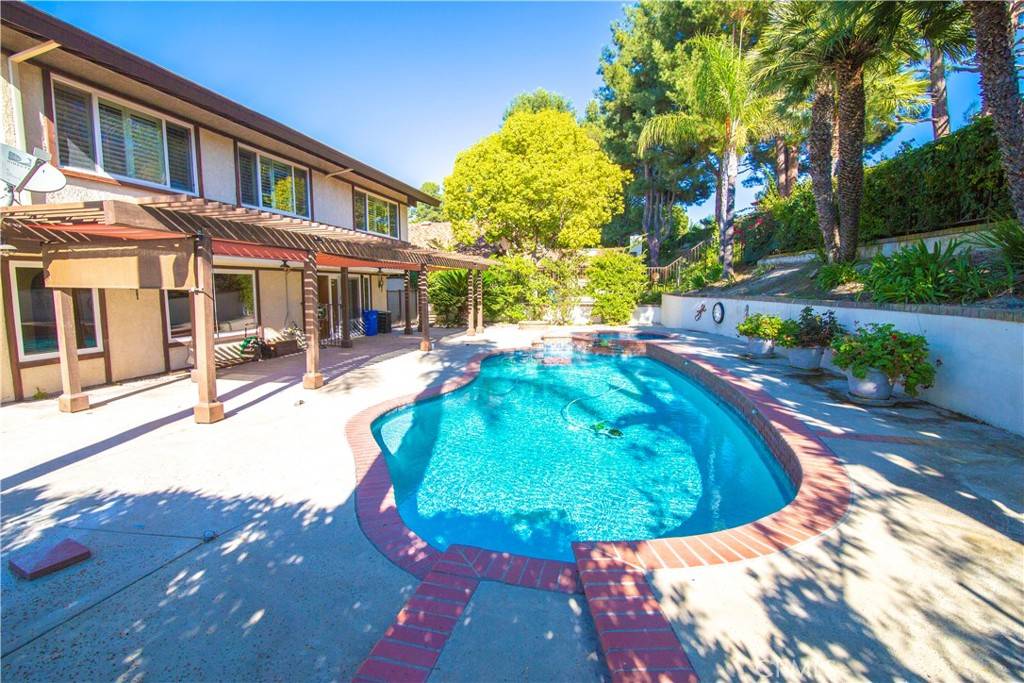 Thousand Oaks, CA 91360,3926 Corte Cancion