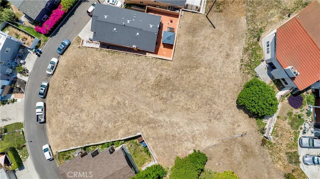 Los Angeles, CA 90032,2017 Barnett Way