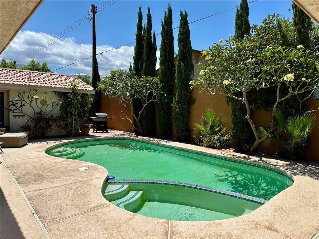 La Quinta, CA 92253,52295 Avenida Vallejo
