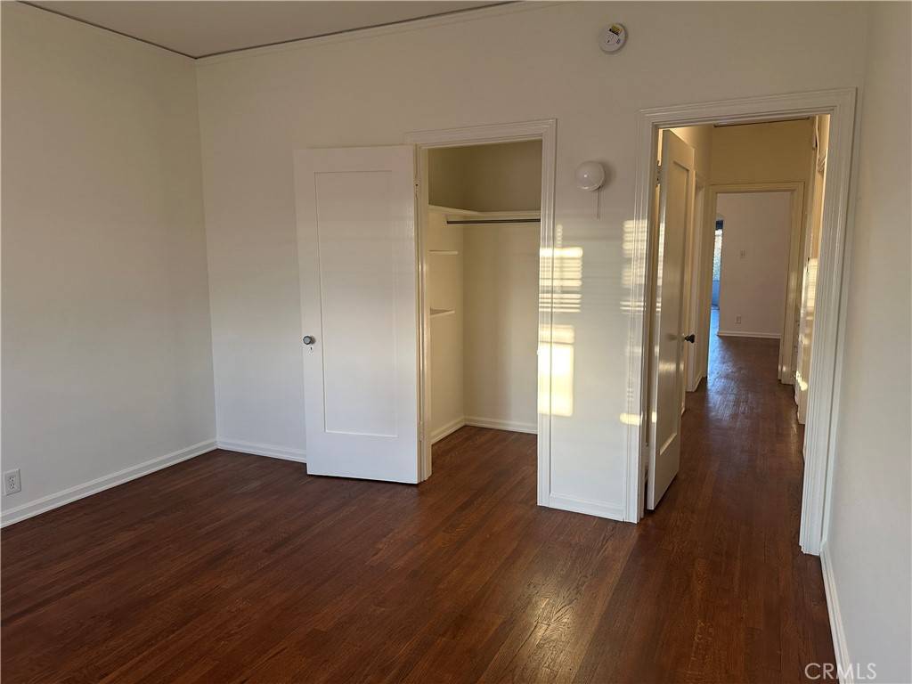 Los Angeles, CA 90029,1155 N New Hampshire AVE