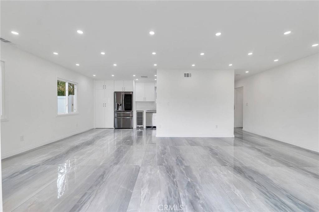 Granada Hills, CA 91344,16520 Minnehaha ST