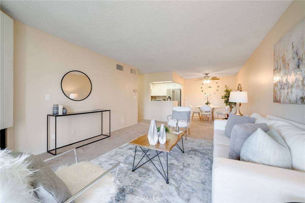 Sherman Oaks, CA 91607,12830 Burbank BLVD #301