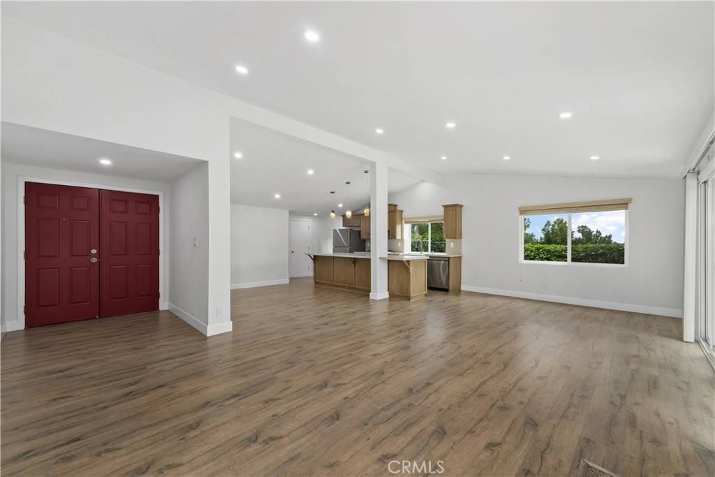 Woodland Hills, CA 91367,20524 Rhoda ST