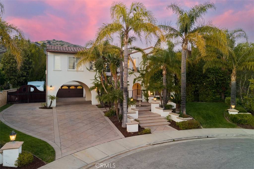 5887 Spirit Lake Ct. Simi Valley, CA 93063