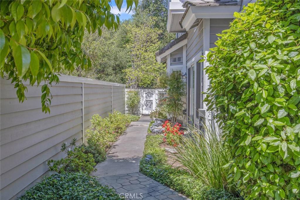 Westlake Village, CA 91362,5682 Starwood CT