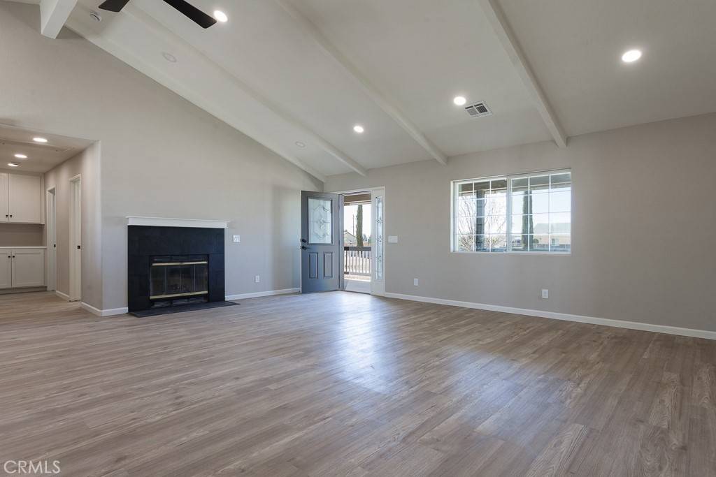 Rosamond, CA 93560,7087 W Avenue A