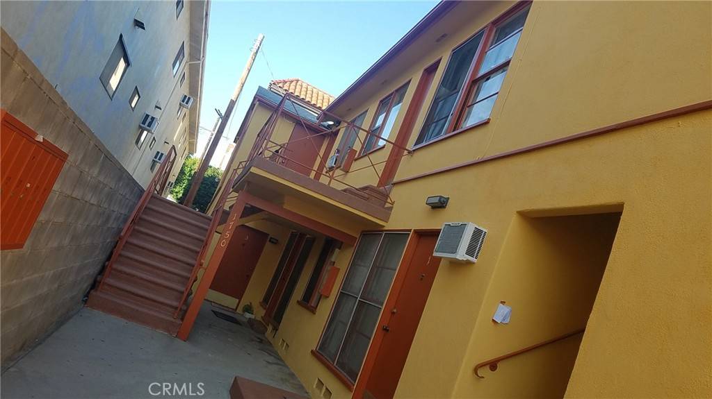 Los Angeles, CA 90025,1750 Purdue AVE