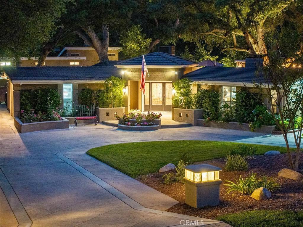 Newhall, CA 91321,24208 Heritage LN