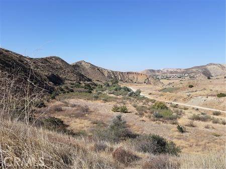 Simi Valley, CA 93063,87 Crown Hill ST