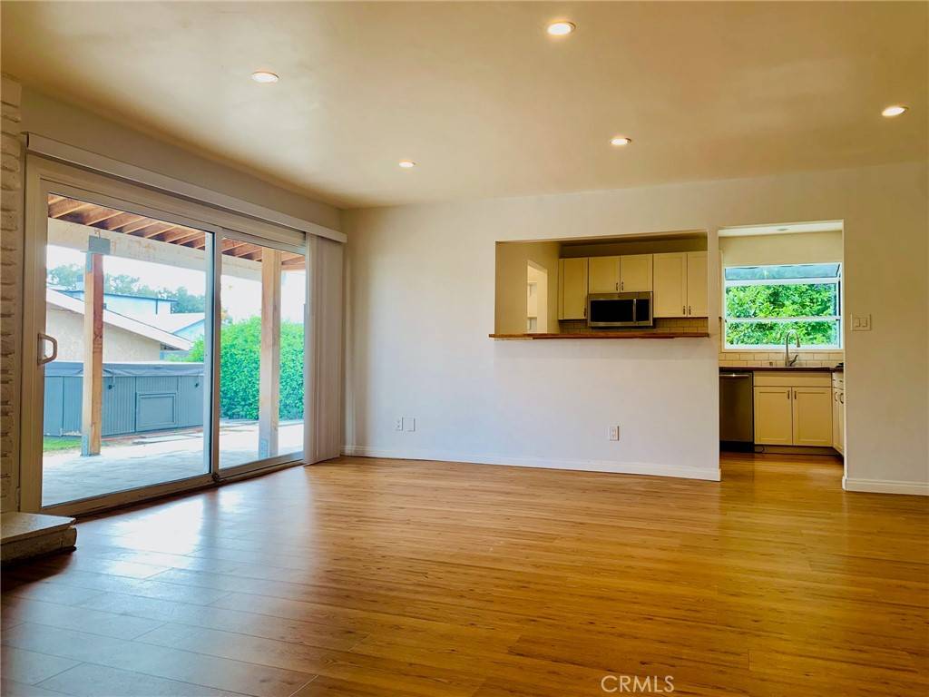 Granada Hills, CA 91344,17172 Rinaldi ST