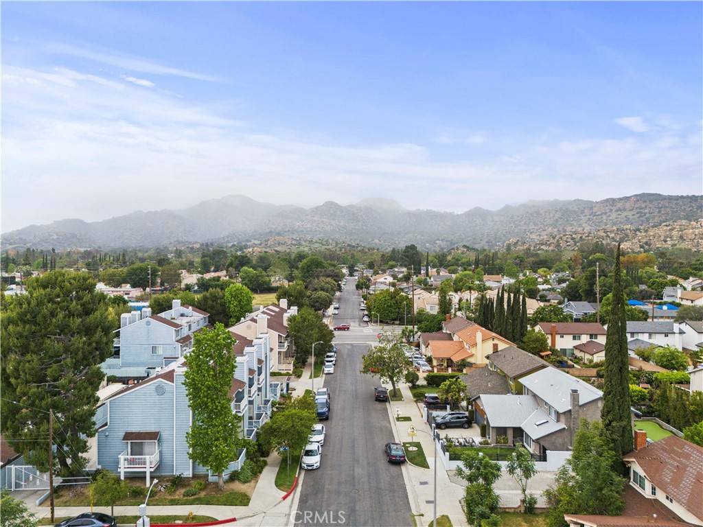 Chatsworth, CA 91311,21912 Hiawatha ST #2