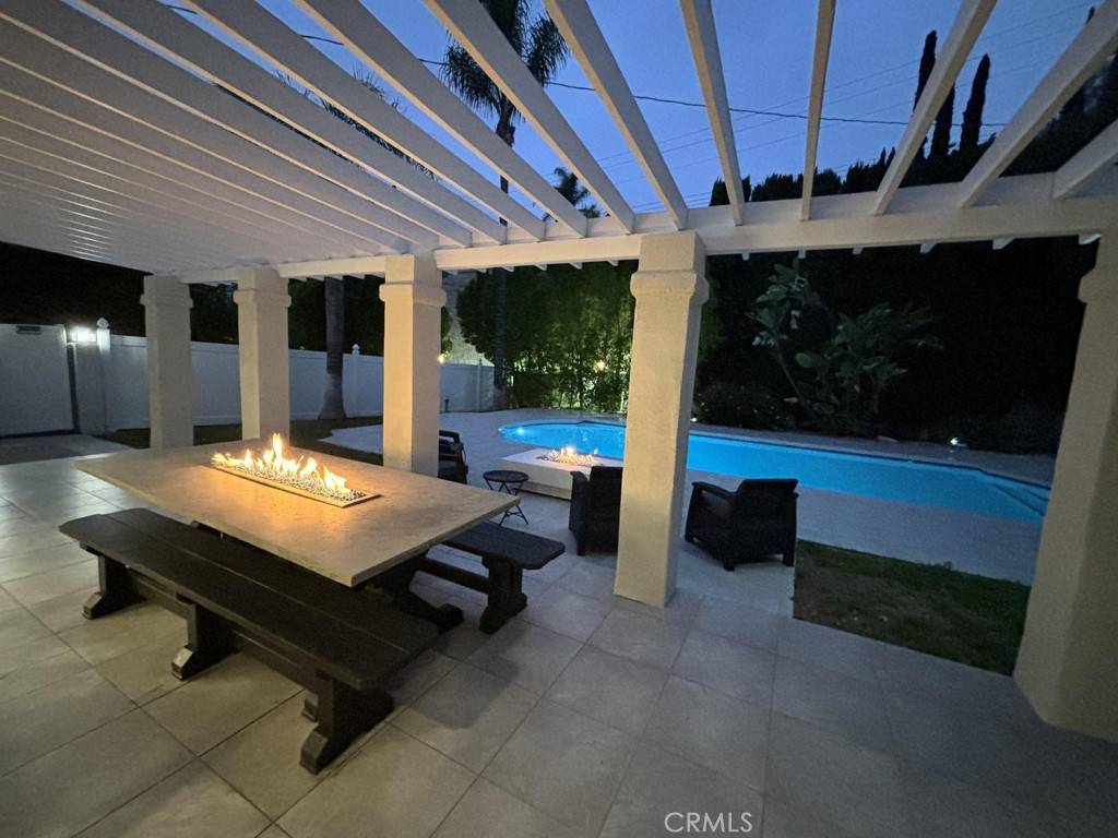 West Hills, CA 91304,8731 Topanga Canyon BLVD