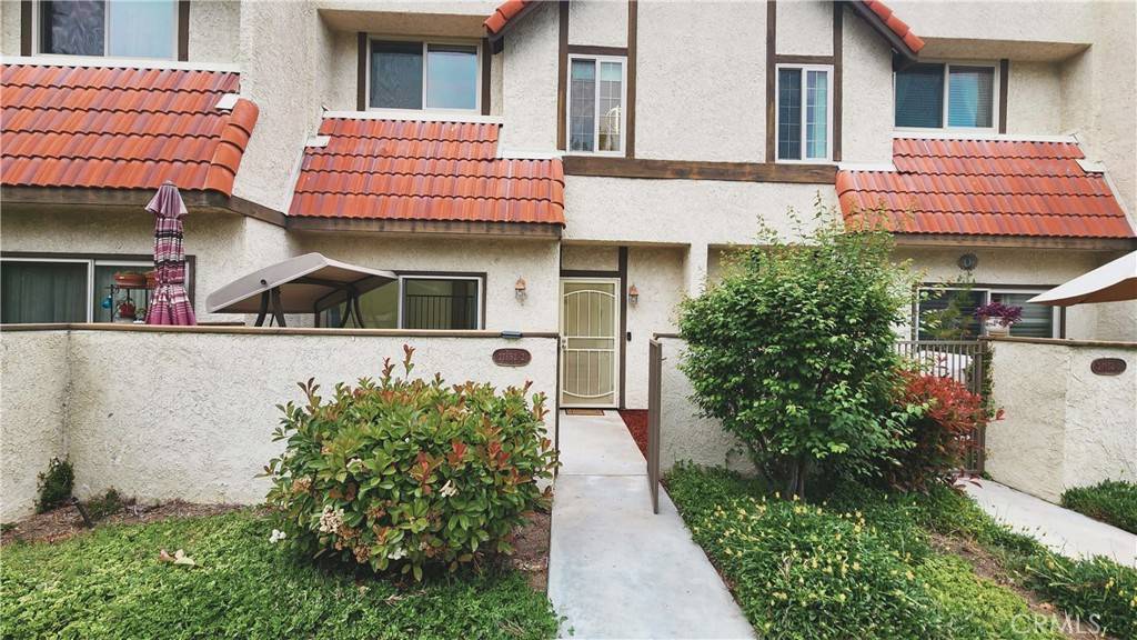 Canyon Country, CA 91387,27652 Ironstone DR #2