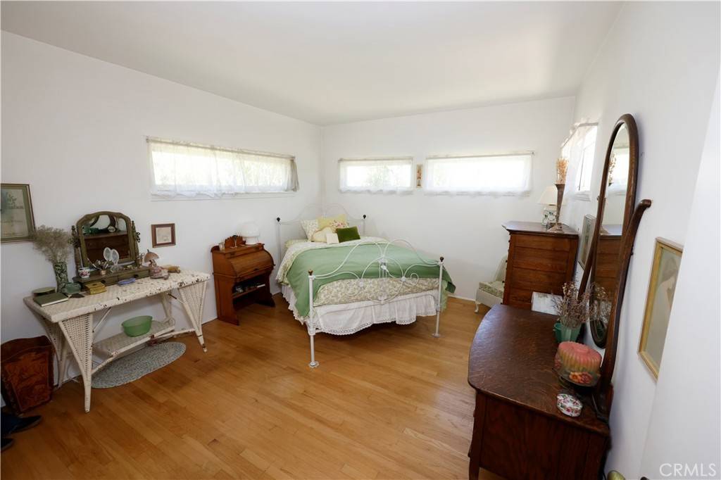 Valley Glen, CA 91401,6441 Varna AVE