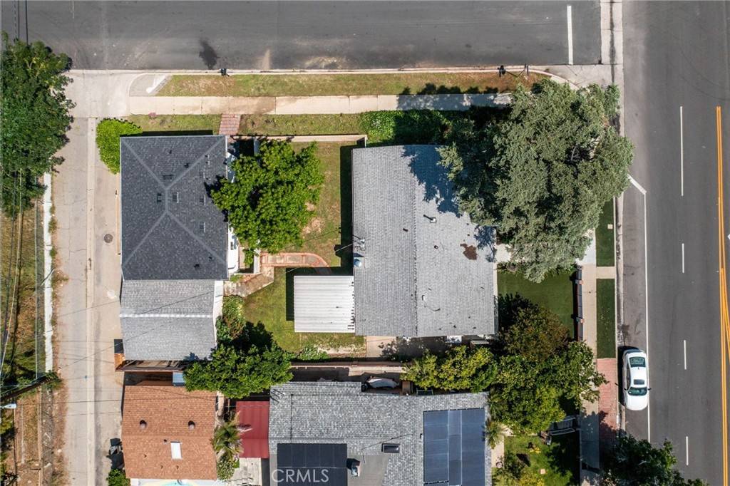 Northridge, CA 91343,9661 Hayvenhurst AVE