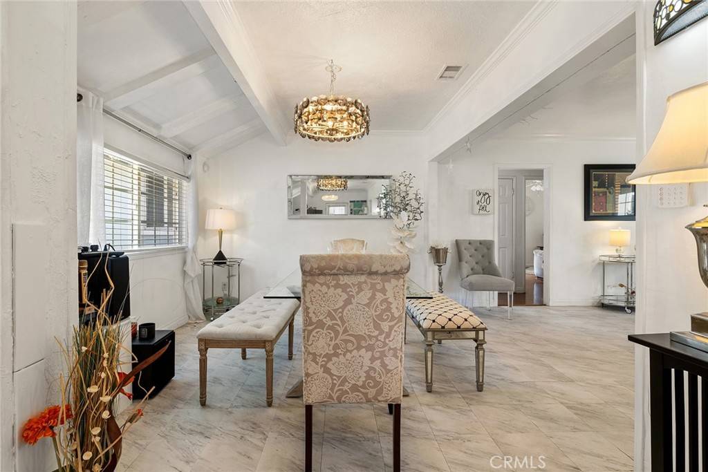 Lake Balboa, CA 91406,17600 Runnymede ST