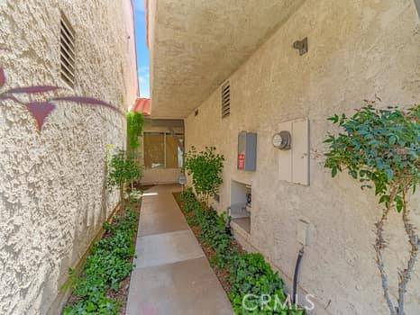Porter Ranch, CA 91326,11255 Key West AVE #2