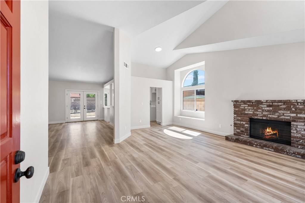Lancaster, CA 93535,1032 Glenn CT