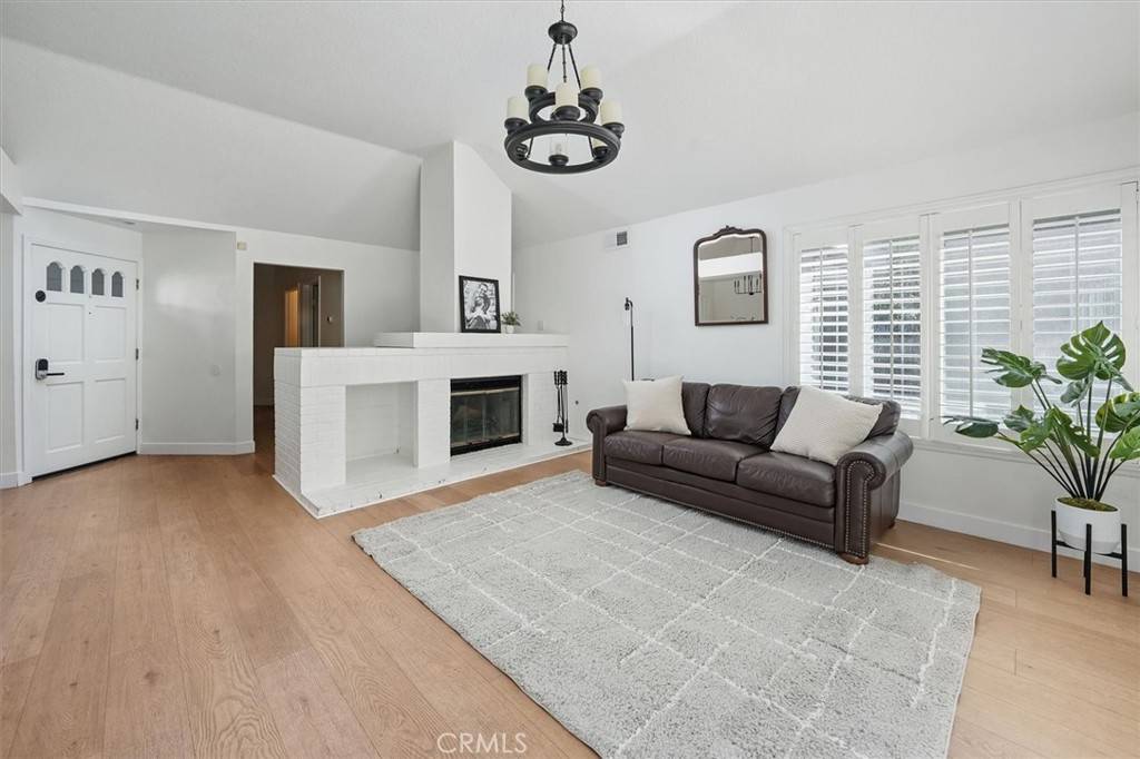 Valencia, CA 91355,24148 Saint Moritz DR