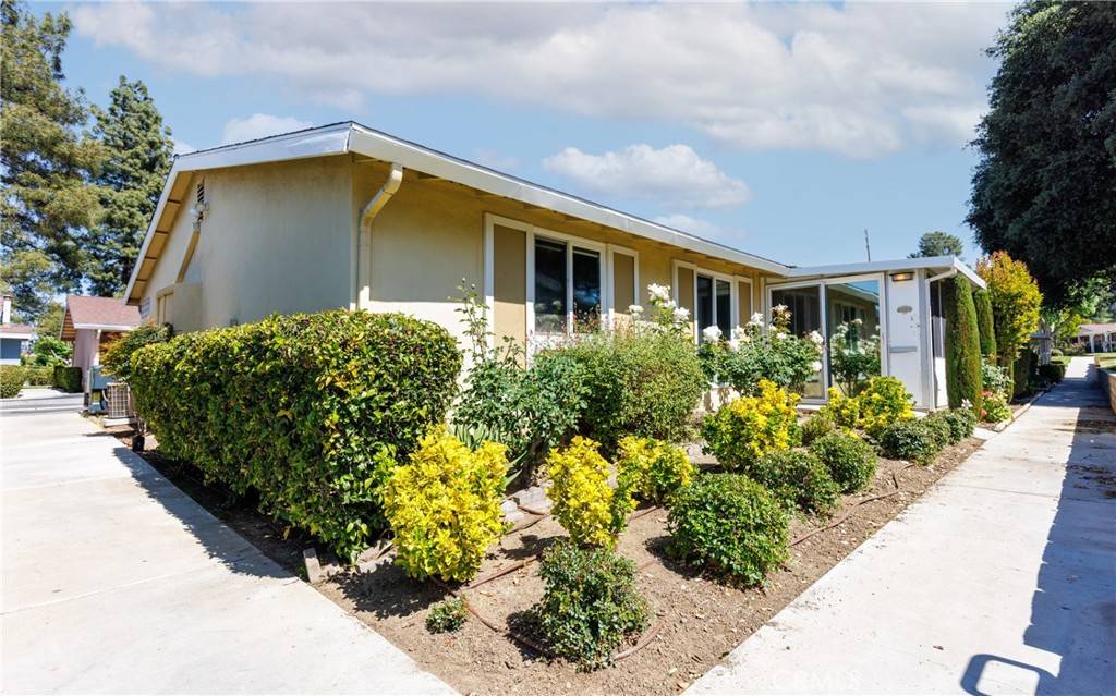 Newhall, CA 91321,19202 Avenue Of The Oaks #A