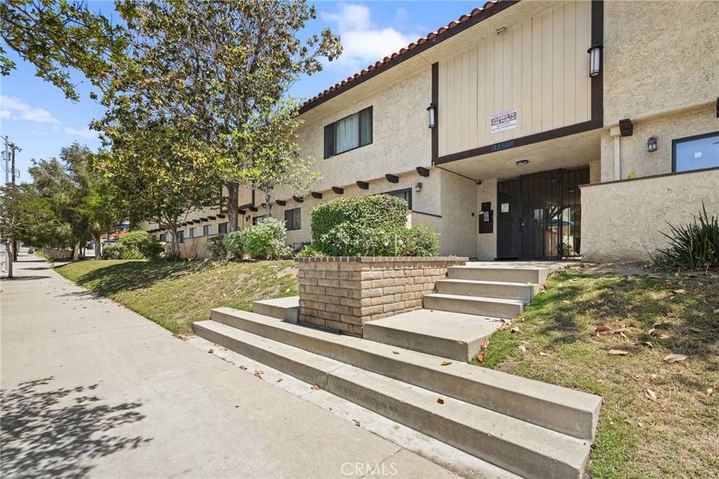 Sylmar, CA 91342,13540 Hubbard ST #21