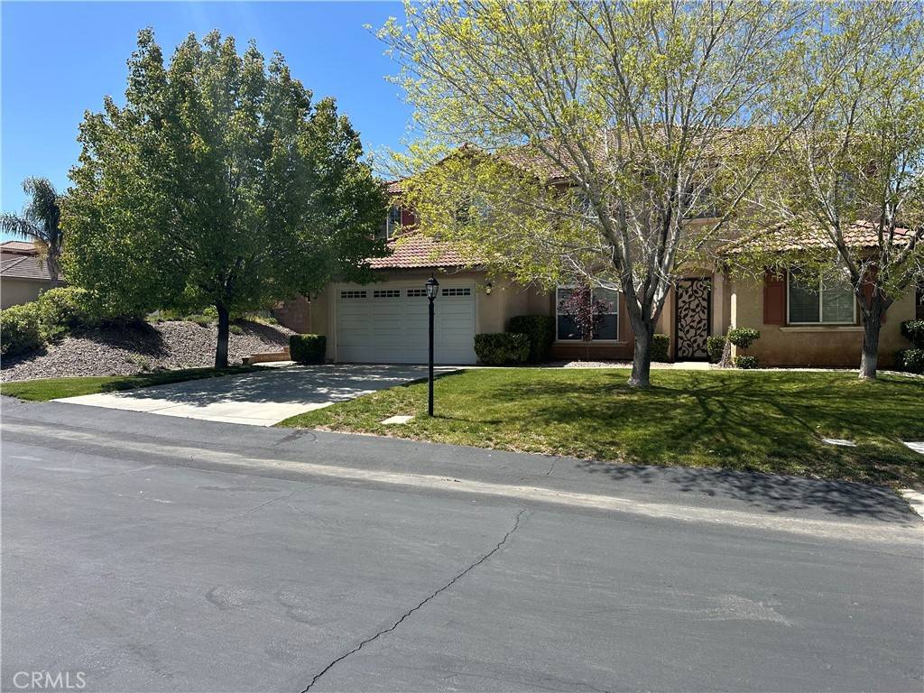Palmdale, CA 93551,41053 Knoll DR