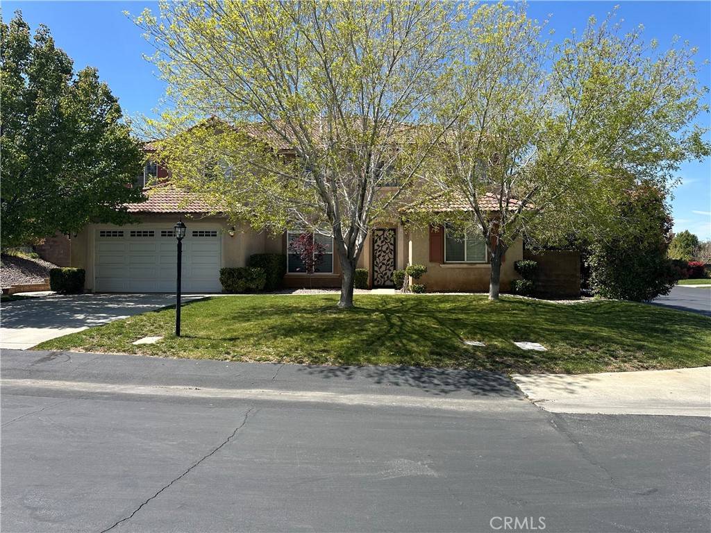 Palmdale, CA 93551,41053 Knoll DR