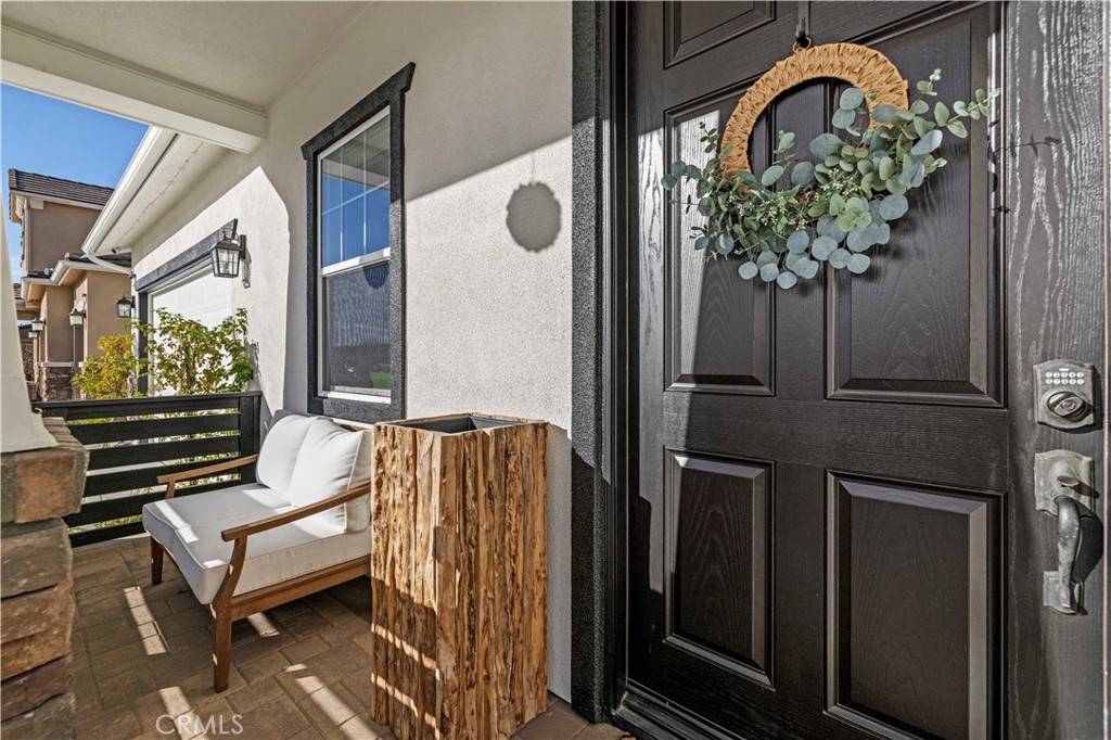 Saugus, CA 91350,22393 Copper Mountain CT