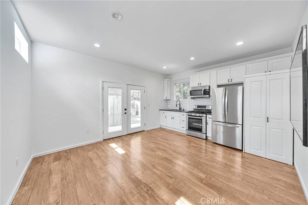 North Hollywood, CA 91601,5620 Lemp AVE
