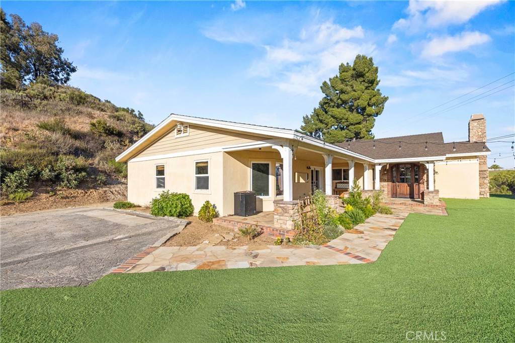 Castaic, CA 91384,30737 Hasley Canyon RD