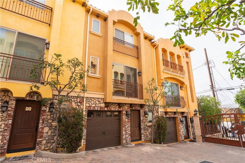 Tujunga, CA 91042,10148 Fernglen AVE #2