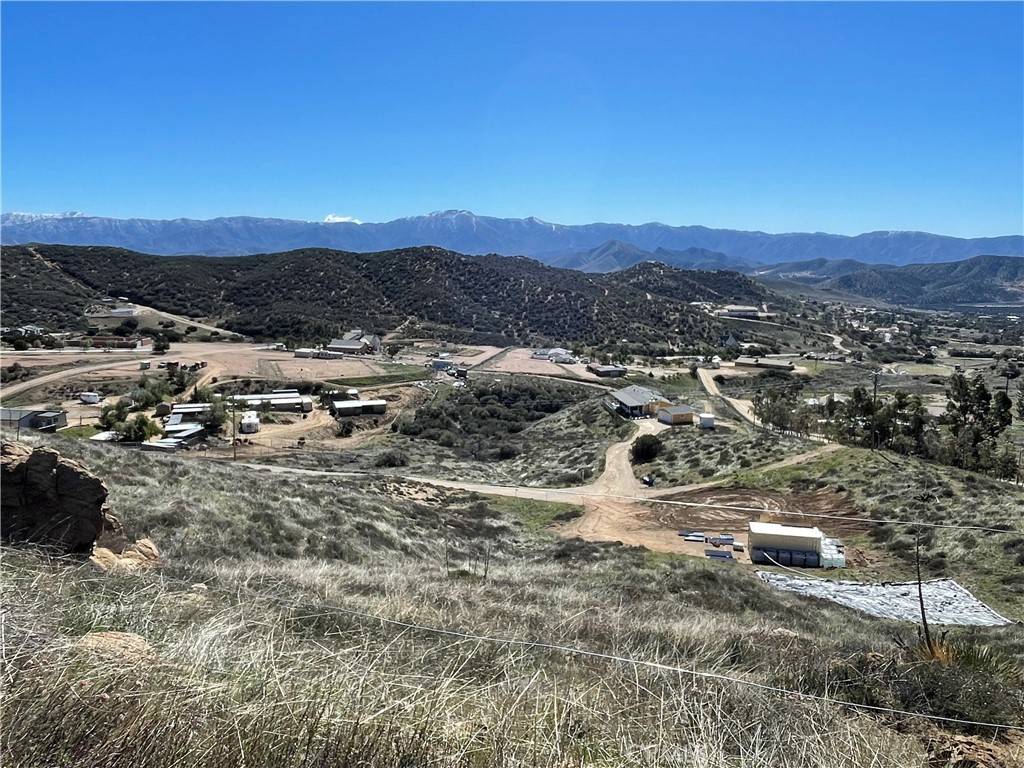 Acton, CA 93510,2 MI N AV FRWY VIC SHANNON V