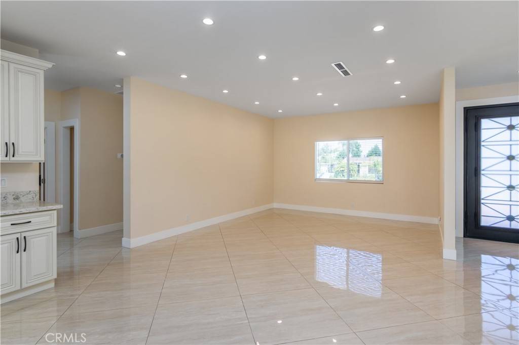 Northridge, CA 91324,9231 Vanalden AVE