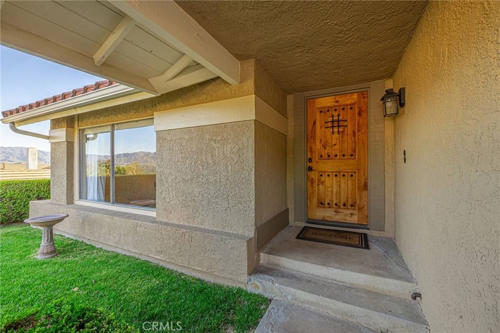 Canyon Country, CA 91387,28367 Mount Stephen AVE