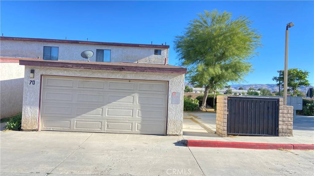 Palmdale, CA 93550,2260 Q4 AVE E #70