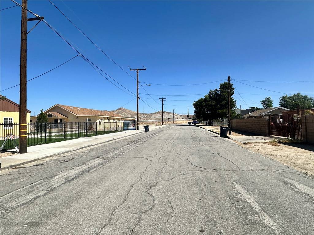 Rosamond, CA 93560,0 C Street