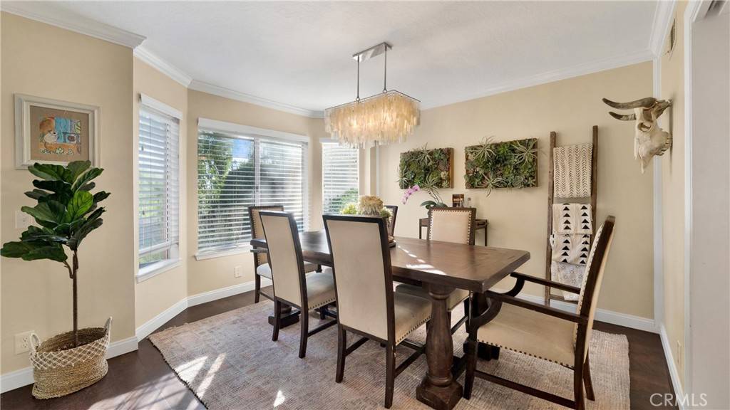 Agoura Hills, CA 91301,30114 Diana CT