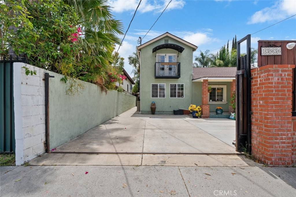 Sherman Oaks, CA 91423,13936 Magnolia BLVD