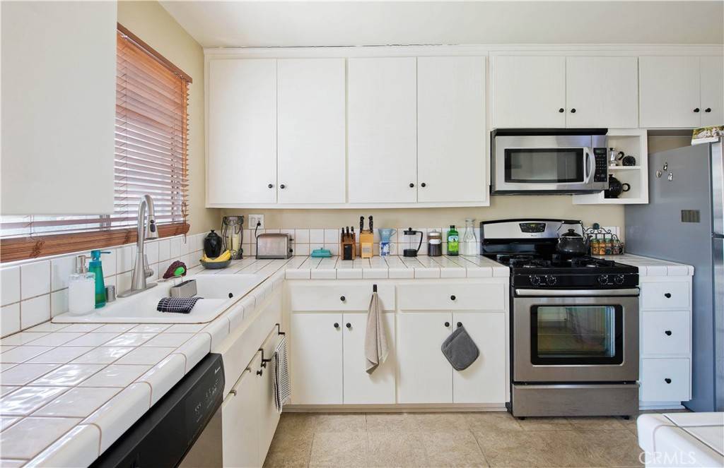 North Hollywood, CA 91602,4252 Fair AVE #2