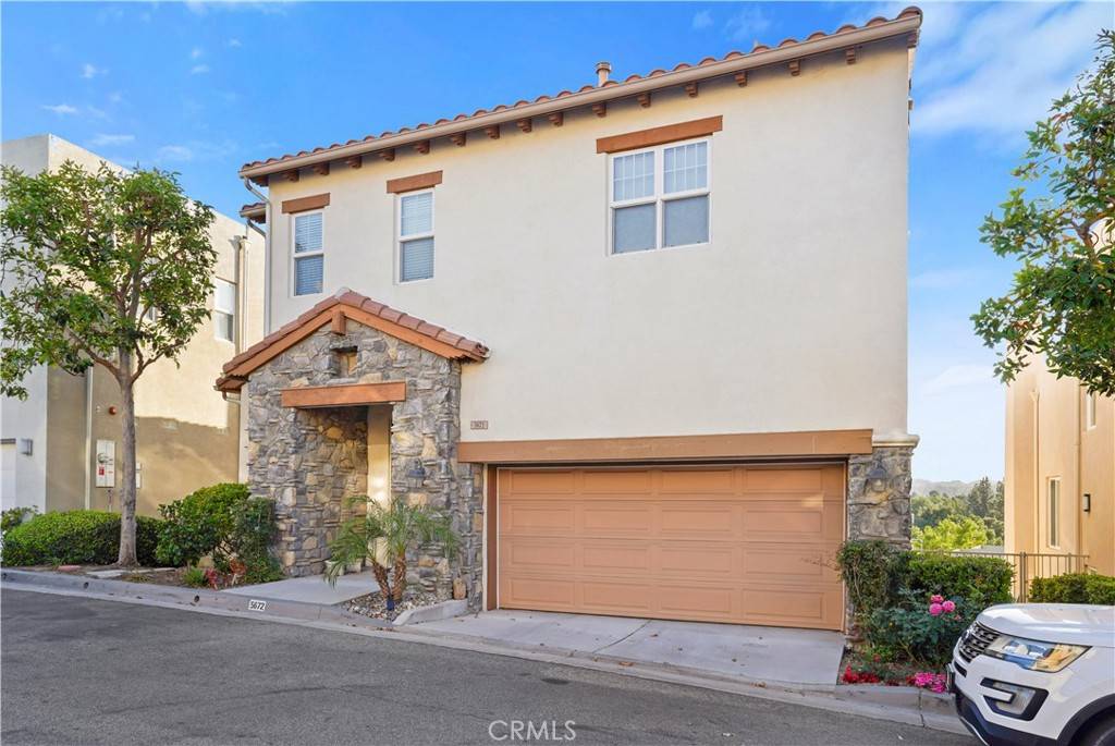 Woodland Hills, CA 91367,5672 N Como CIR