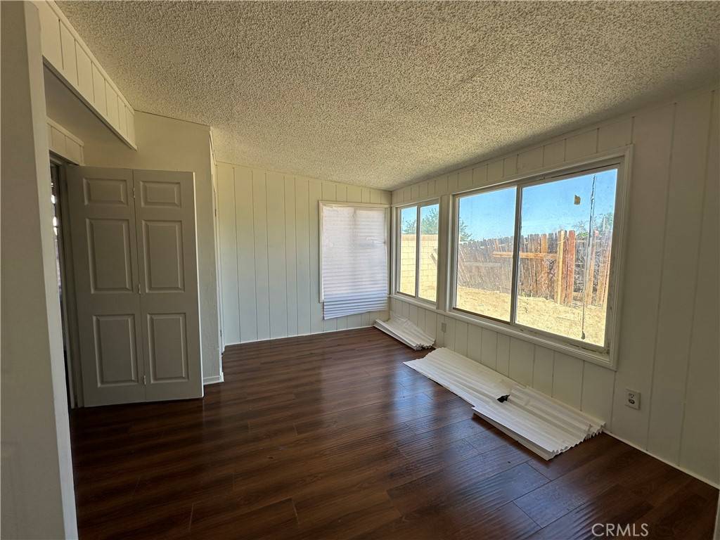 Lancaster, CA 93535,457 E Avenue J4