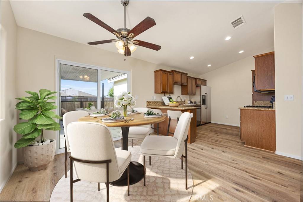 Bakersfield, CA 93311,9407 Sleepy Hollow LN