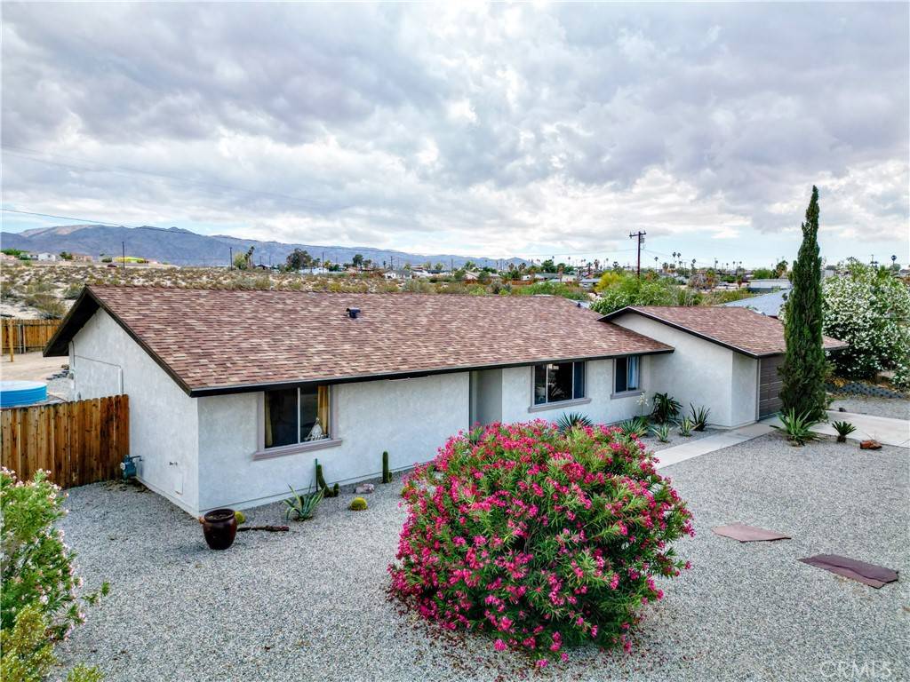 29 Palms, CA 92277,73973 Playa Vista DR