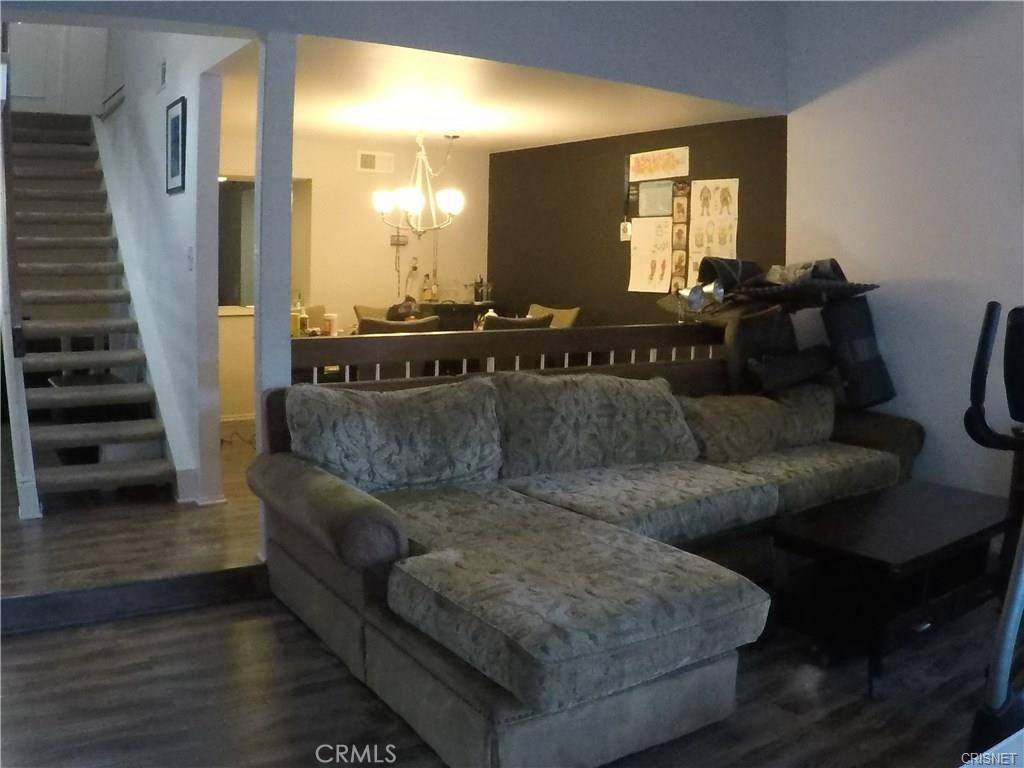 Chatsworth, CA 91311,10175 Larwin AVE #2