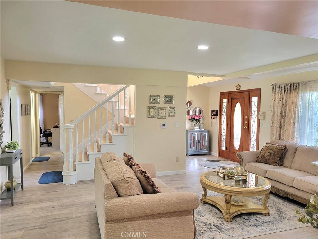 Granada Hills, CA 91344,17027 Simonds ST