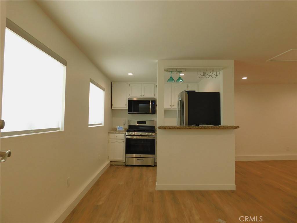 Reseda, CA 91335,19403 Lanark ST #B