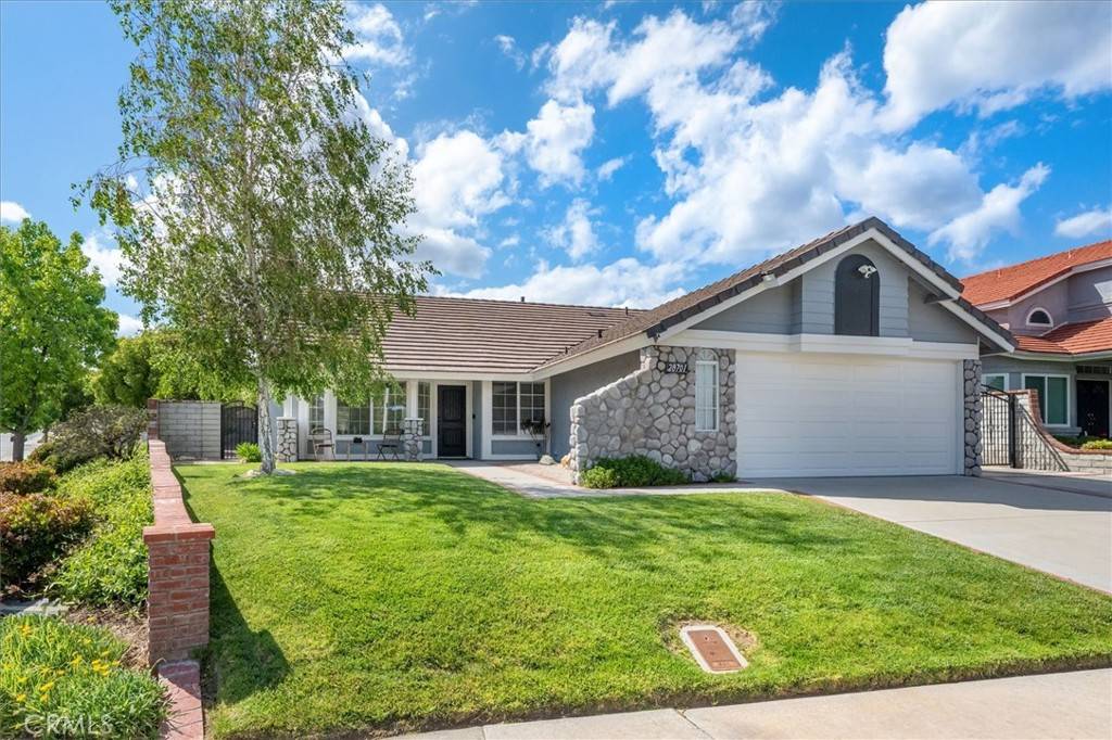 Saugus, CA 91390,28701 Citrus PL